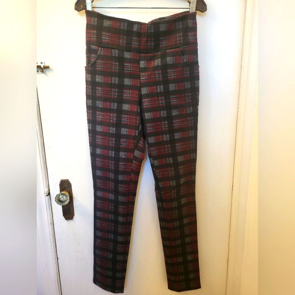Marvella women's plaid pants size med